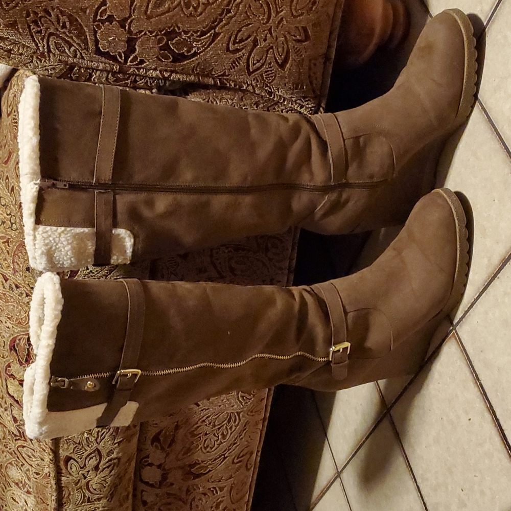 Unisa Brown Wedge Boots Woman's Size 11 - Picture 2 of 16